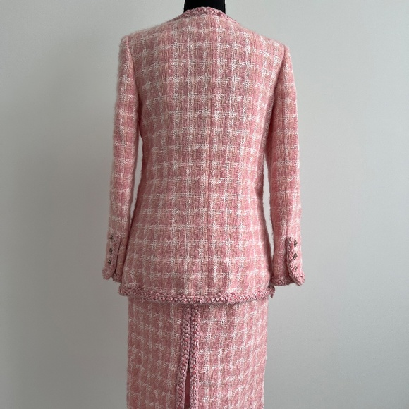 Chanel 2pc Pink Gold Button-Up Tweed Woven Trim Jacket Skirt Suit Set - Picture 6 of 11